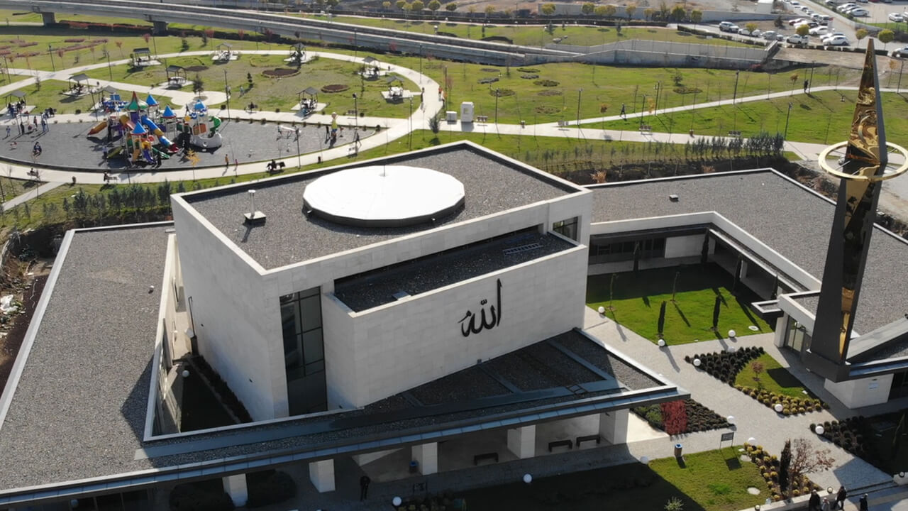 Köroğlu Camii ve Kültür Merkezi